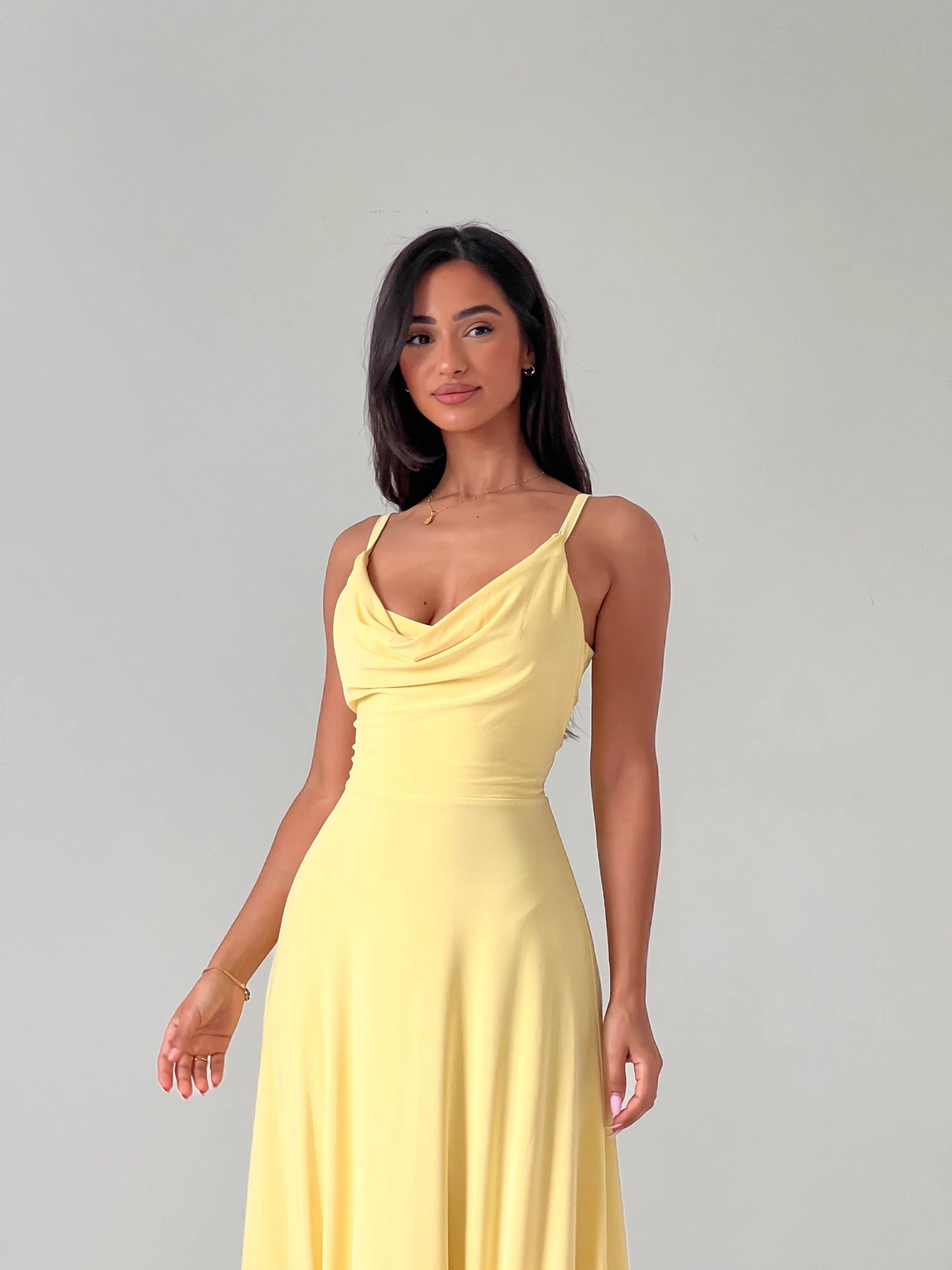 Abito reversibile 2-in-1, eleganza e comfort assicurati