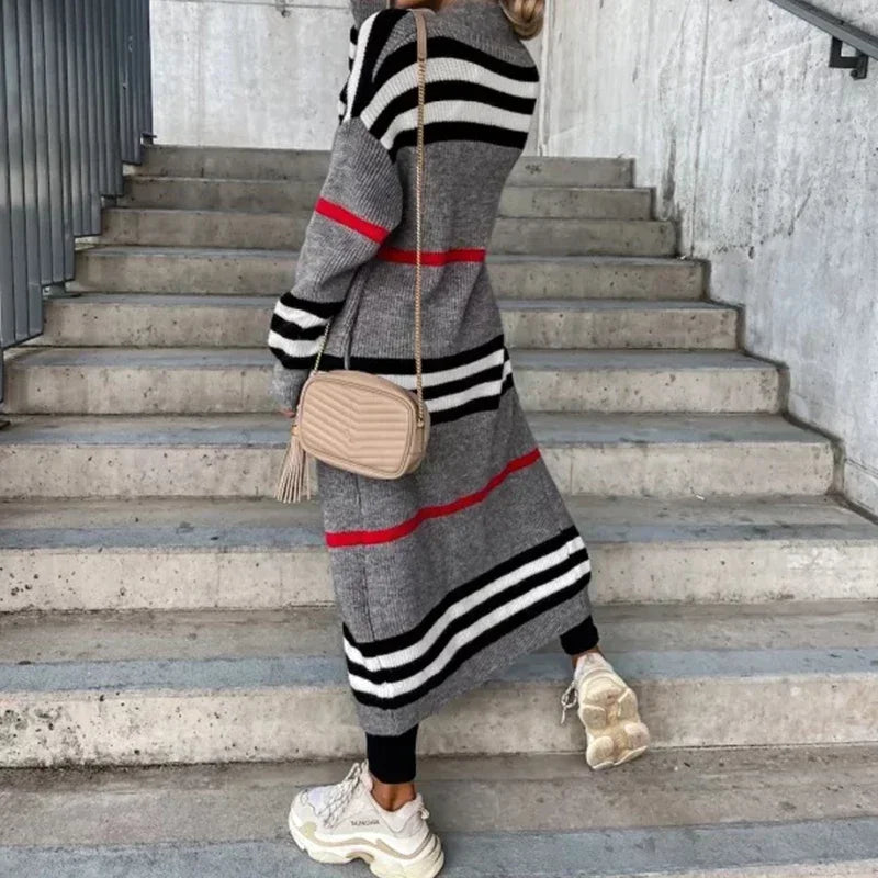 Elegantní pruhovaný cardigan: zaručené pohodlí a styl