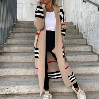 Cardigan élégant à rayures: confort et style assurés